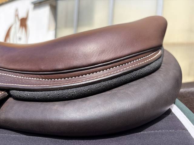 Sella da salto ostacoli Forestier  18.5" - 2025