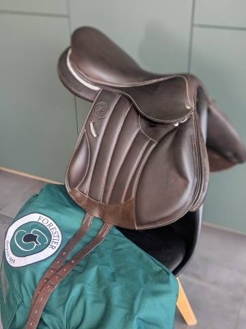Sella da cross Forestier  17.5" - 2025