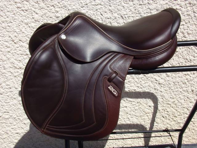 Sella da salto ostacoli CWD  17.5" - 2023
