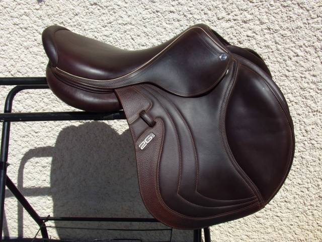 Sella da salto ostacoli CWD  17.5" - 2023