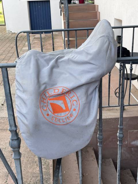 Sella da dressage Childeric  18" - 2018