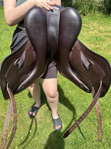Sella da dressage Childeric  17.5" - 2020