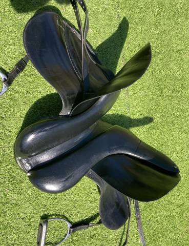 Sella da dressage Stubben  17.5" - 2019