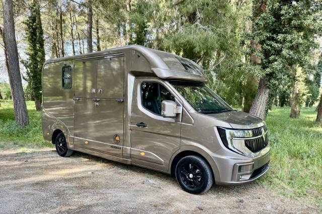 Van per Cavalli Krismar KRISLAR 2026 Nuovo