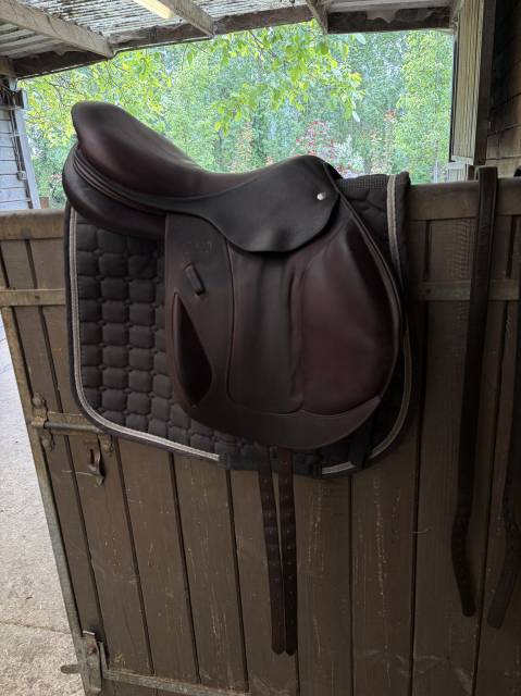 Sella da cross CWD  17.5" - 2020