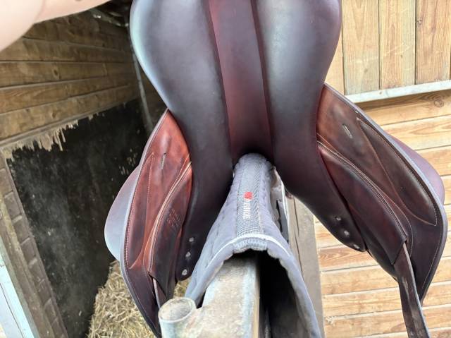 Sella da cross CWD  17.5" - 2020