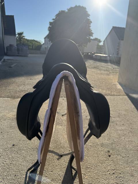 Sella da dressage Amerigo  17.5" - 2022