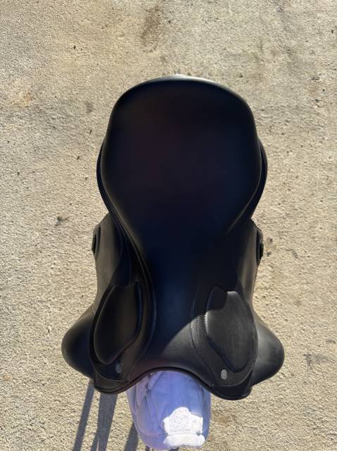 Sella da dressage Amerigo  17.5" - 2022