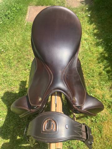 Sella da dressage Prestige Italia  18" - 2020