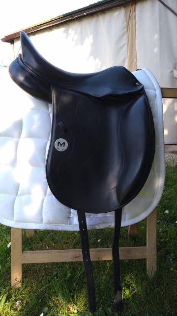 Sella da dressage Meyer  17" - 2017