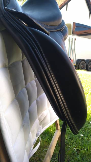 Sella da dressage Meyer  17" - 2017