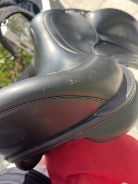 Sella da dressage Equipe  17.5" - 2016