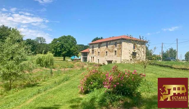Propriet&agrave; equestre In vendita Ain