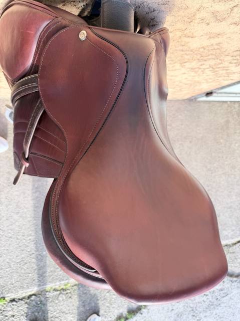 Sella da salto ostacoli CWD  18" - 2015