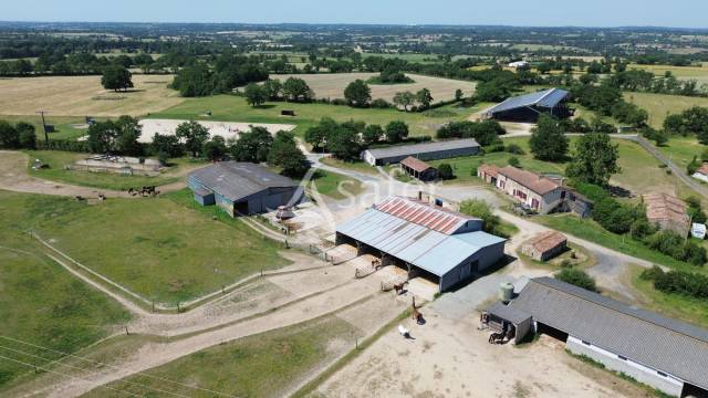 Propriet&agrave; equestre In vendita Deux-S&egrave;vres