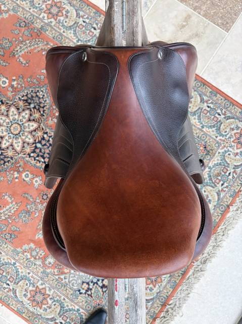 Sella da salto ostacoli CWD  17" - 2020