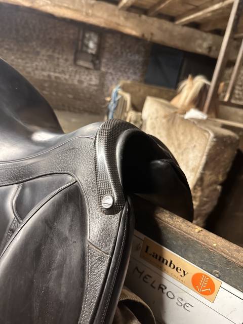 Sella da dressage Devoucoux  17" - 2020