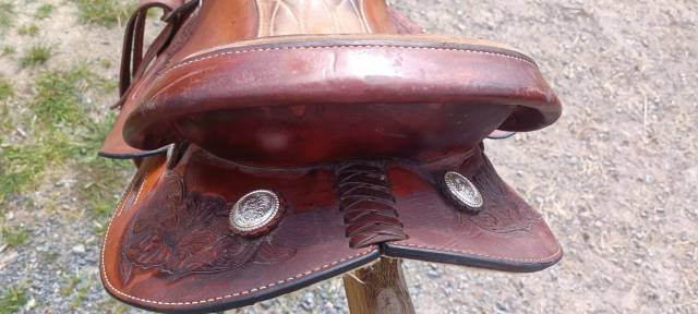 Sella western  Hereford brand by tex tan 17.5" - 2000