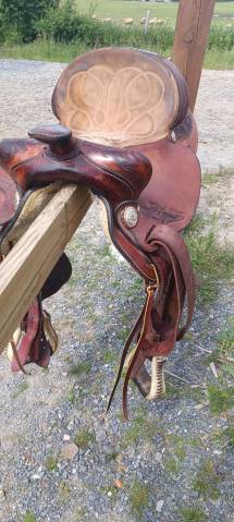 Sella western  Hereford brand by tex tan 17.5" - 2000