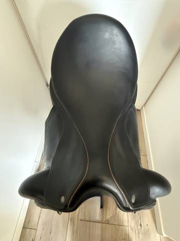 Sella da dressage Childeric  17.5" - 2018