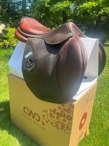 Sella da salto ostacoli CWD  18" - 2020