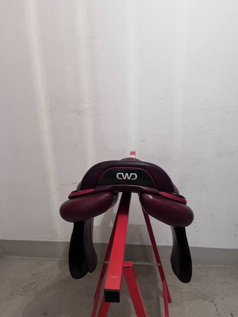 Sella da salto ostacoli CWD  17.5" - 2021