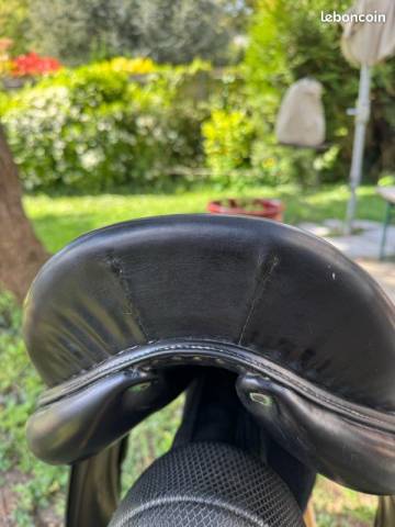 Sella da dressage Devoucoux  18" - 2010