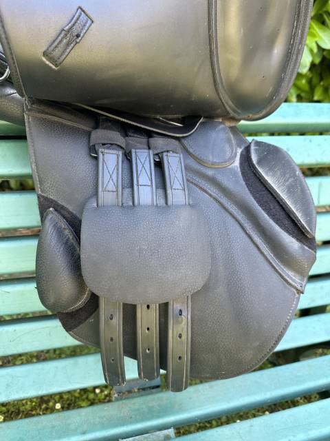 Sella mista Norton  17.5" - 2025