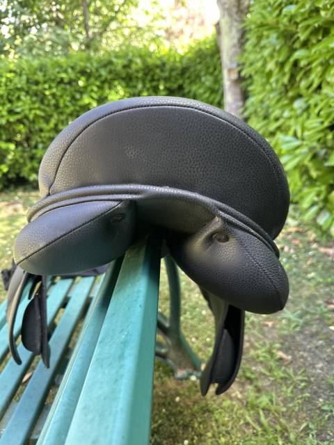 Sella mista Norton  17.5" - 2025
