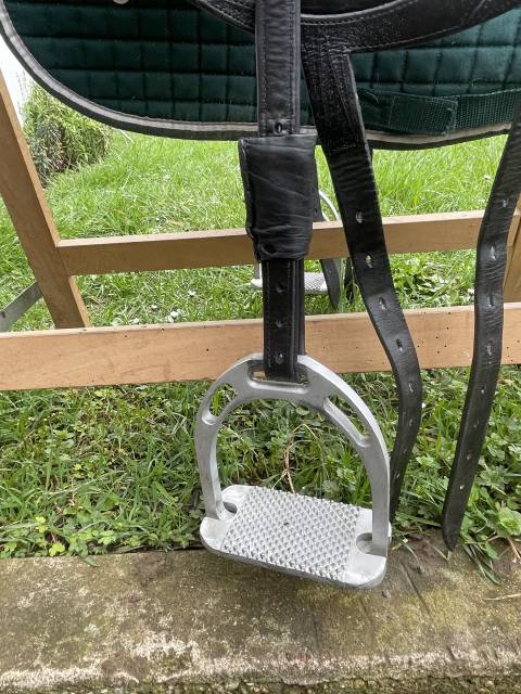 Sella da dressage Devoucoux  17" - 2017