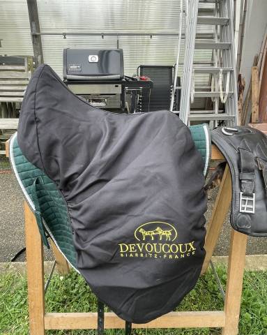 Sella da dressage Devoucoux  17" - 2017