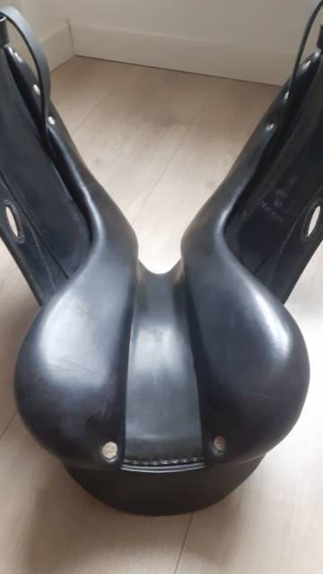Sella da dressage CWD  17" - 2008