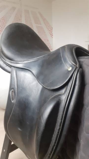 Sella da dressage CWD  17" - 2008