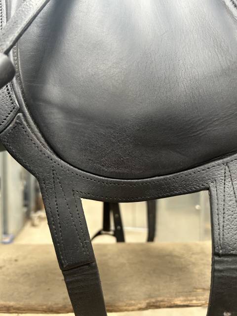Sella da dressage Devoucoux  17.5" - 2019