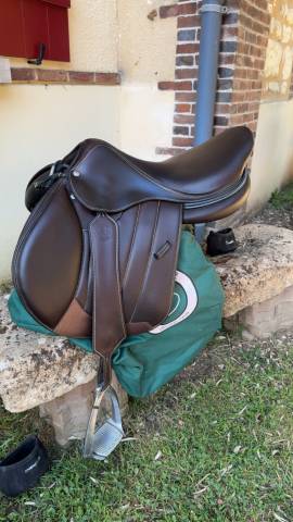 Sella da salto ostacoli Forestier  17.5" - 2022
