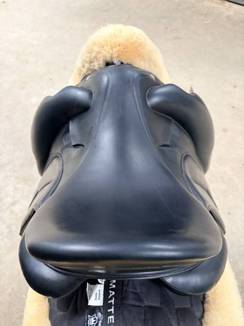 Sella da dressage Devoucoux  17" - 2017