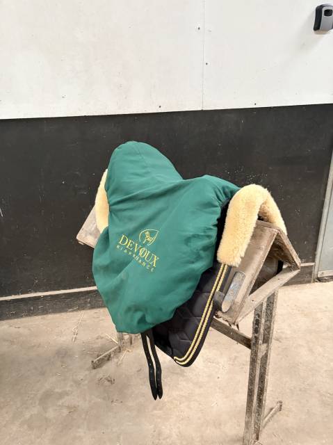 Sella da dressage Devoucoux  17" - 2017