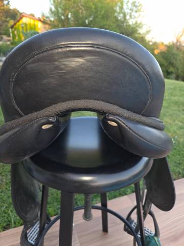 Sella da dressage Devoucoux  17.5" - 2018
