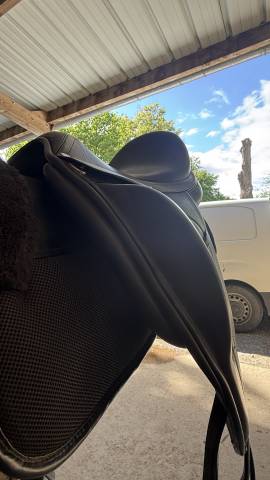 Sella da dressage Antar&egrave;s Dressage Alta&Iuml;r 17.5" - 2018