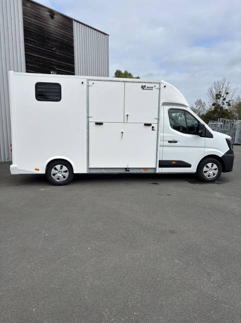 Van per Cavalli AP Petit Nissan Interstar L3  2026 Nuovo