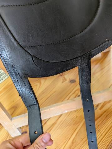 Sella da dressage Devoucoux  18" - 2023