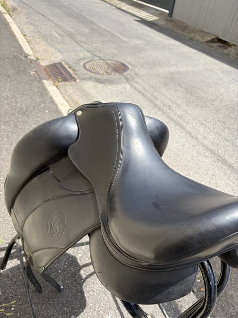 Sella da dressage Forestier  17" - 2022