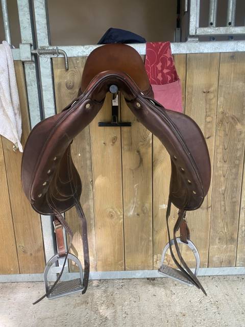 Sella da dressage Antar&egrave;s  17.5" - 2015