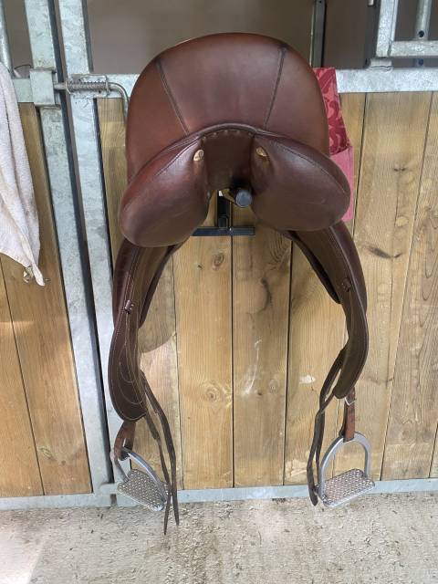 Sella da dressage Antar&egrave;s  17.5" - 2015