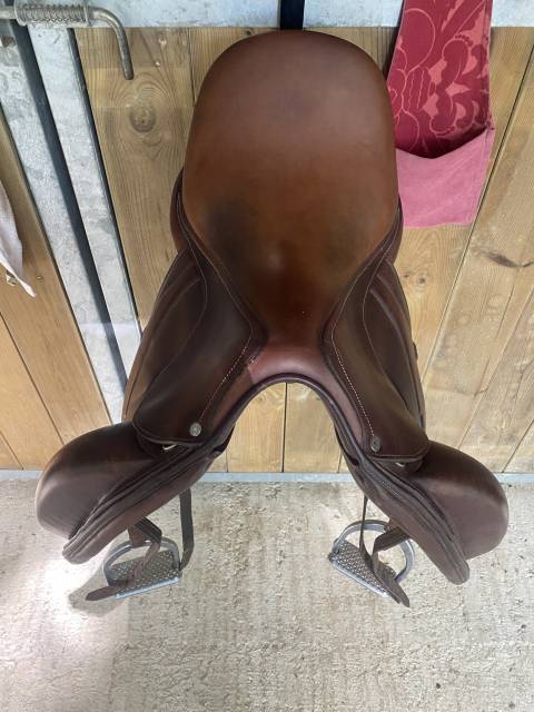 Sella da dressage Antar&egrave;s  17.5" - 2015