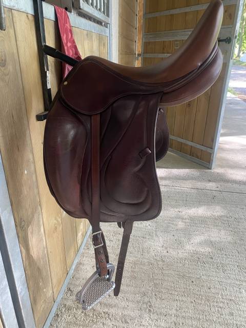 Sella da dressage Antar&egrave;s  17.5" - 2015