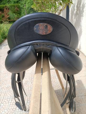 Sella da dressage Kieffer  18" - 2021