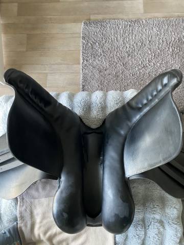 Sella da dressage  KN Modele Symphonie 18" - 2010
