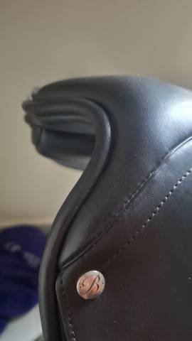 Sella da dressage Bates  18" - 2022