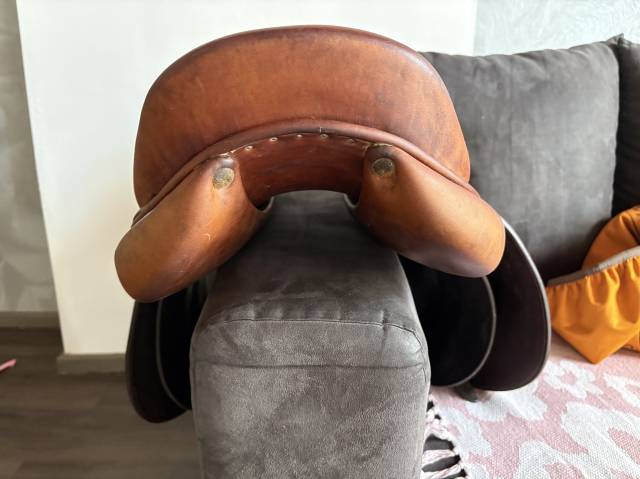 Sella da salto ostacoli Butet  17.5" - 2019